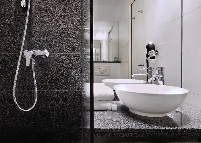 Hotel One Hamburg-airport