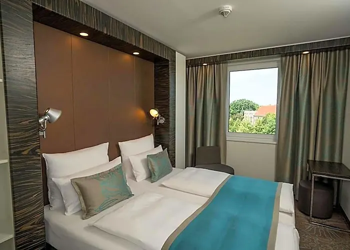 Hotel One Hamburg-airport 3*
